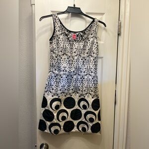 aventures des toiles black white dress